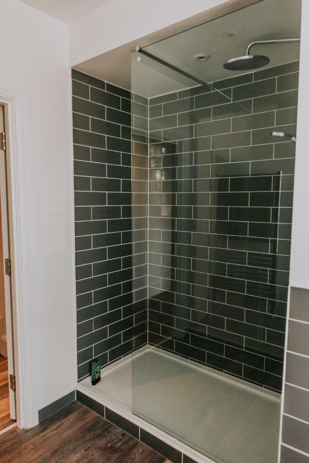 Cavendish House With Secure, Allocated Parking, 2 Mins Walk From Windsor Castle الغرفة الصورة