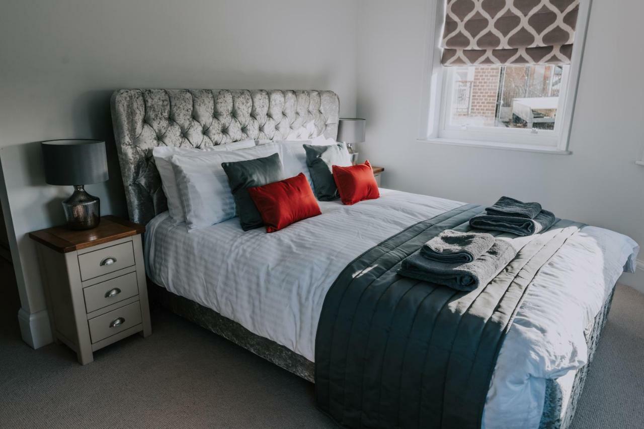 Cavendish House With Secure, Allocated Parking, 2 Mins Walk From Windsor Castle المظهر الخارجي الصورة