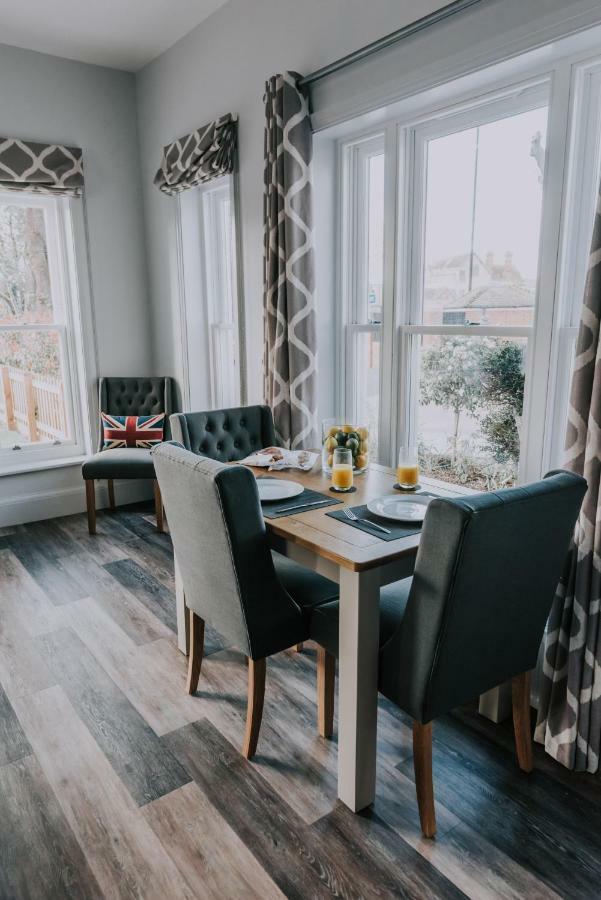 Cavendish House With Secure, Allocated Parking, 2 Mins Walk From Windsor Castle المظهر الخارجي الصورة